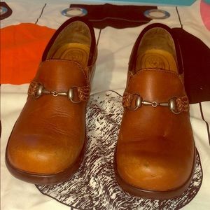Ariat leather clogs